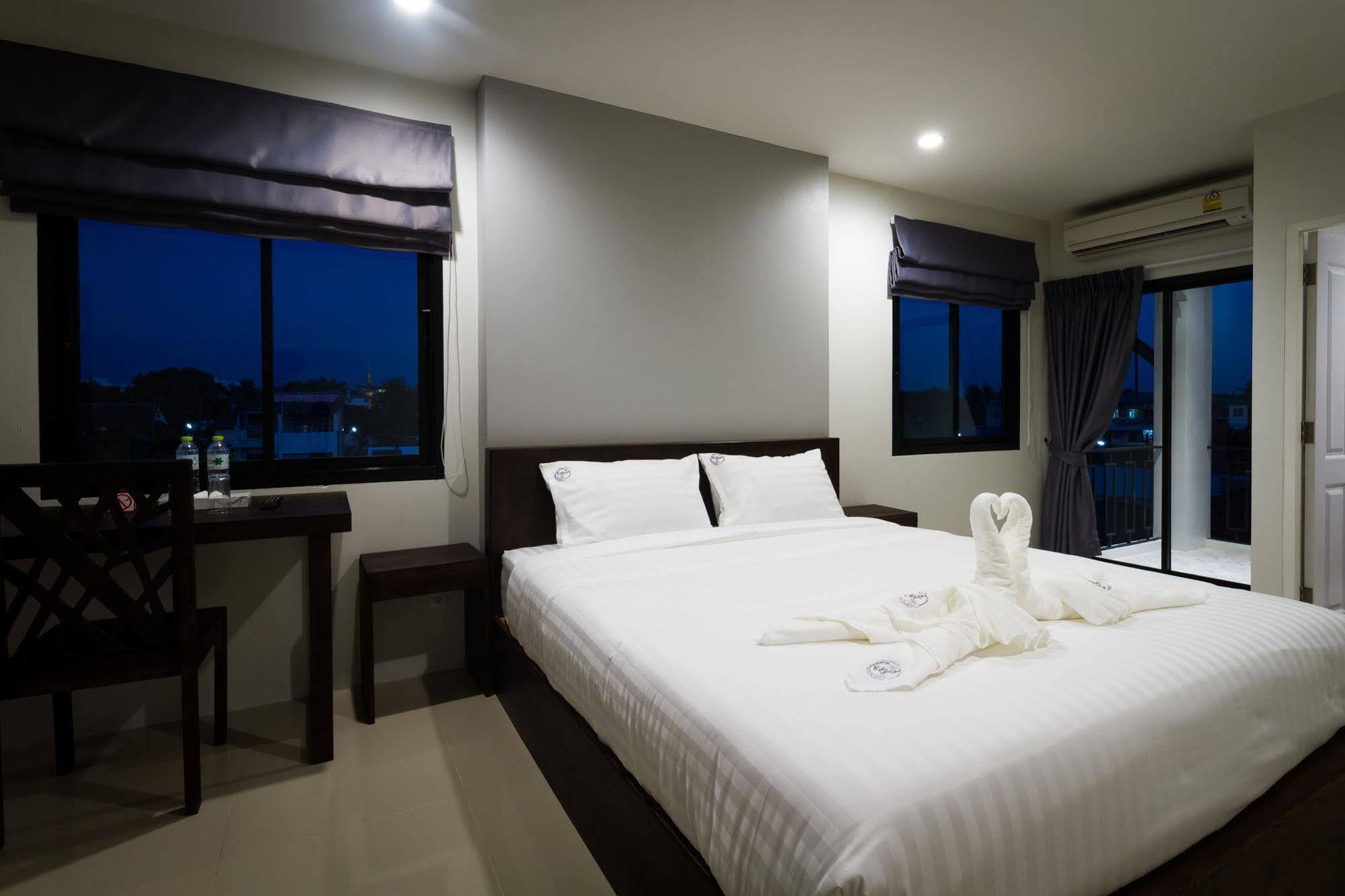 Hotel Rest Solution Chiang Mai Exterior foto